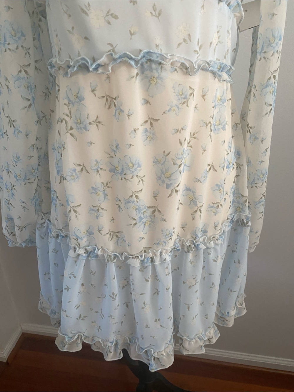 Ulta flirt NWT dresses small, medium, XL sizes - Picture 3 of 8